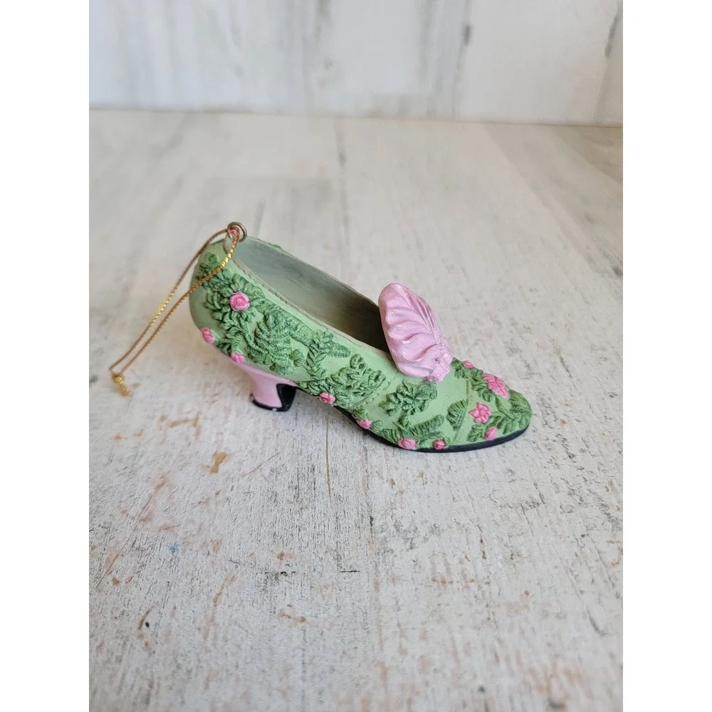 MMA shoe metropolitan seashell green shoe unique ornament Xmas home